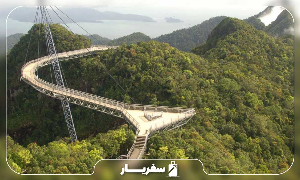 بازدید از پل آسمان لنکاوی در طبیعت